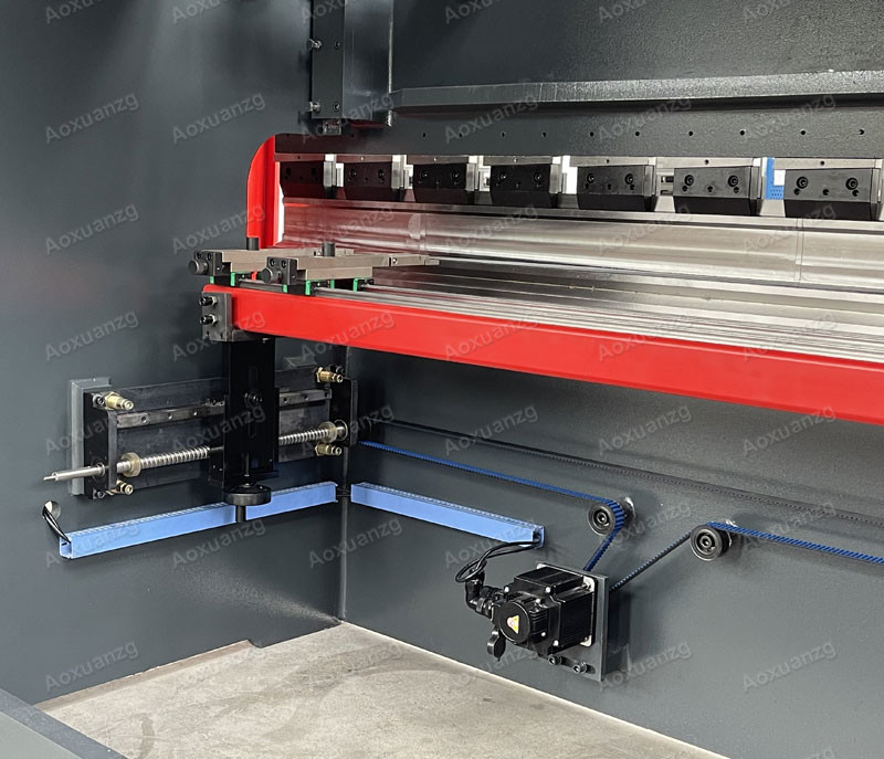 63T2500MM Hydraulic Press Brakes Servo Motor CNC Bending Machine With TP10S