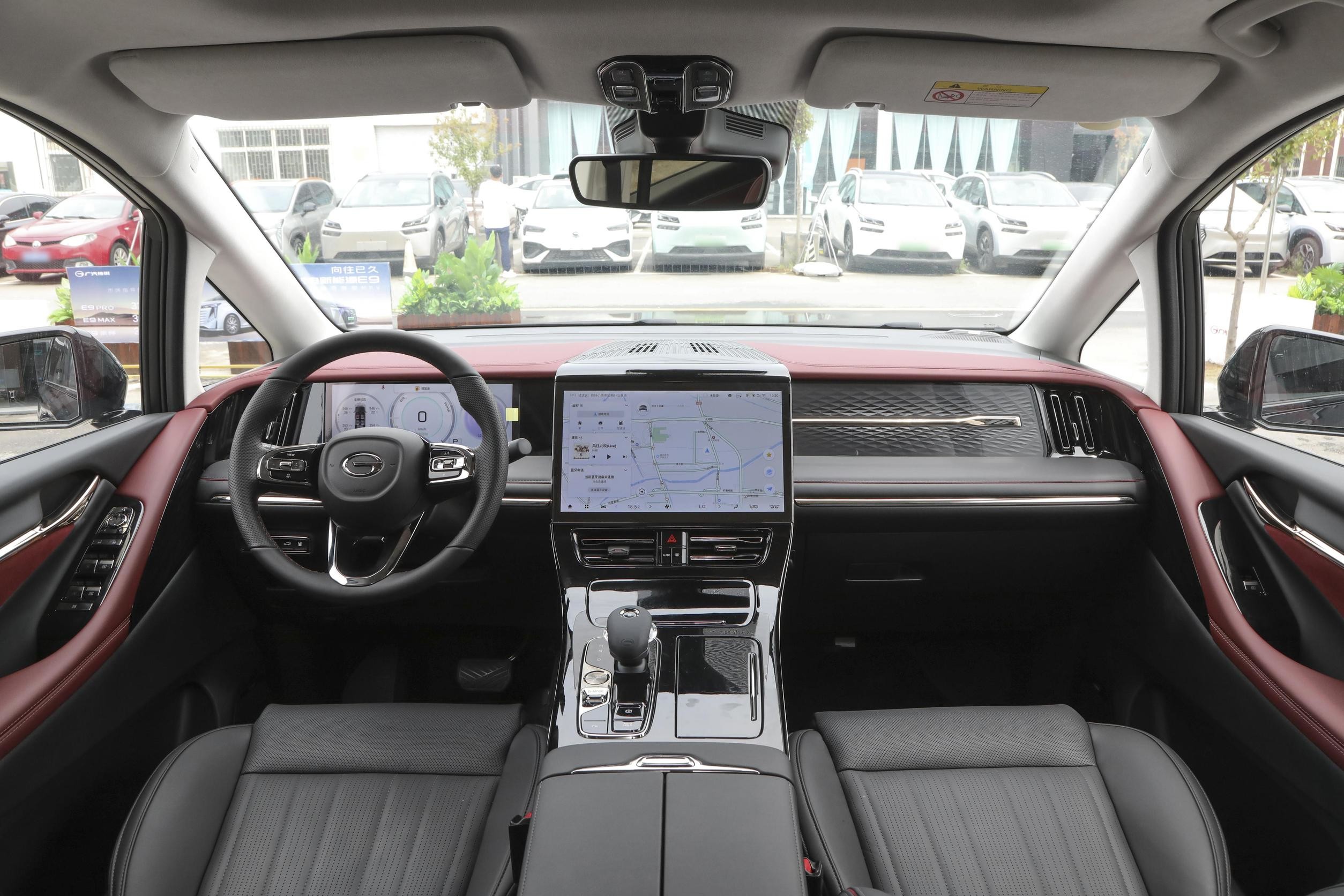 Trumpchi E9 Gasoline Hybrid Cars 2.0TM PRO 7 Seat MPV Zero Emission