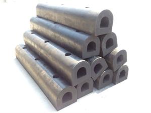 China Premium Solid D Rubber Fenders With Bolted Installation wholesale