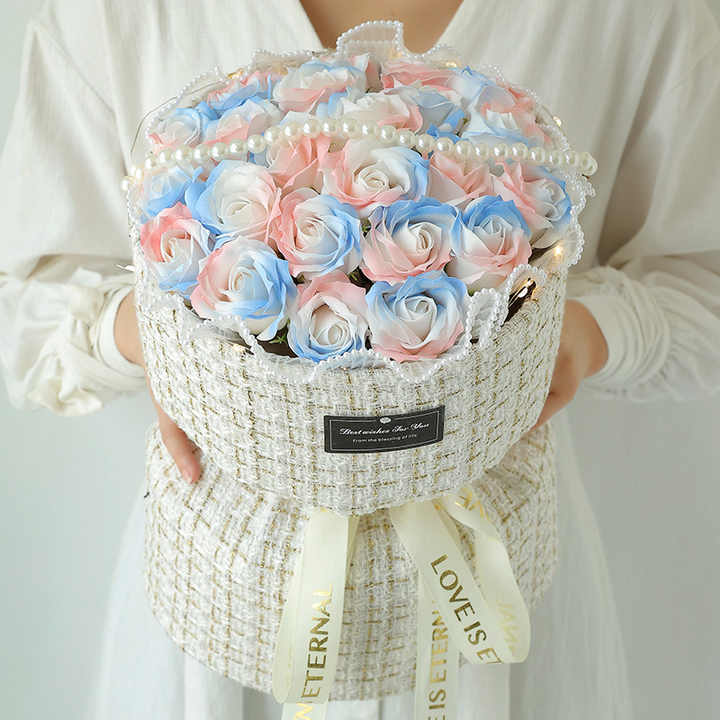 Hot Sale New Arrival Artificial Foam Eternal Soap Flowers Bouquet Valentine's Day Rose Gift