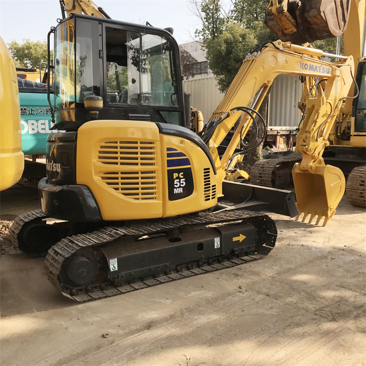 28.5 KW 5 Ton Mini Used Komatsu PC55 Excavator with Thumb from Japan in Good Condition