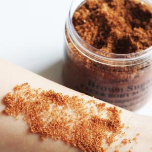 China ODM Bodycare Cosmetics Natural Exfoliating Whitening Organic Brown Sugar Salt Body Scrubs wholesale