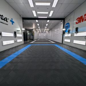 China Durable Garage Floor Tile 2500 Lbs Per Square Foot Weight Capacity High Impact Resistance wholesale