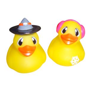 China Children Mini Rubber Ducks / Personalized Rubber Duck Bathroom Set Yellow Color wholesale