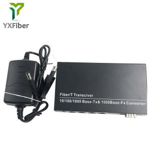 China 1000Base-Fx 1G4E 1 RJ45 Gigabit SFP Media Converter 4 Port wholesale