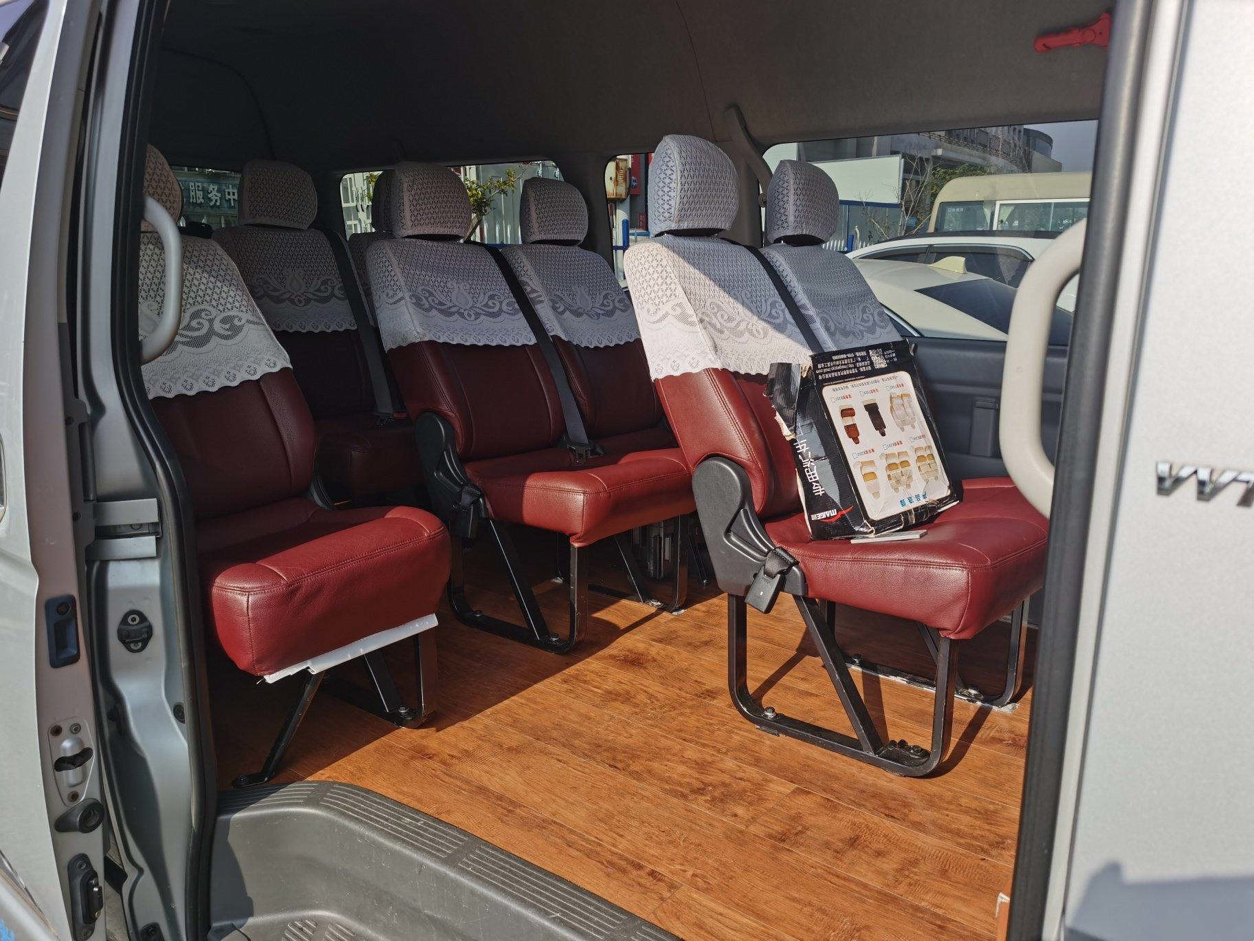 Toyota Hiace 13seats Second Hand Mini Bus Automatic Transmission 2.7L Gasoline