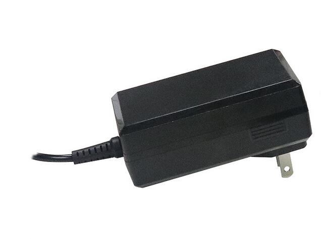 Eu Plug Universal Ac Dc Power Adapter For Cctv Camera / Wall Mount Power Supply 90~220v Input