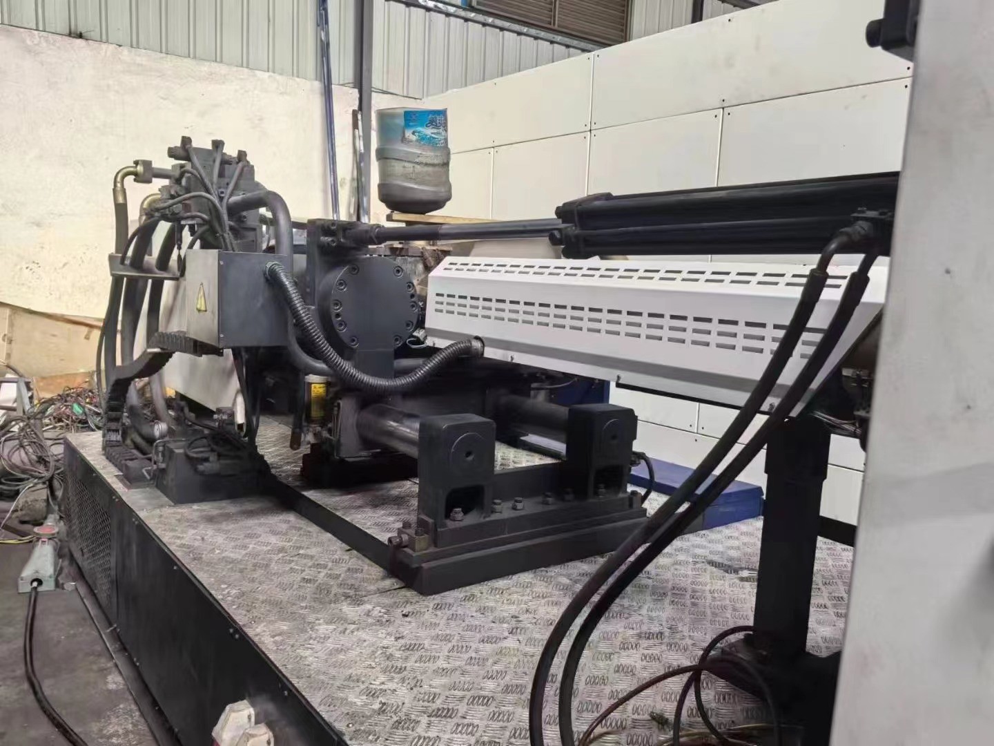 40mm Screw Diameter Used Injection Molding Machine for High Injection Pressure 1959 Kg/cm2