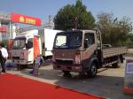New Sinotruck 4 X 2 Light Duty Commercial Trucks Loading 8 Ton Cargo truck