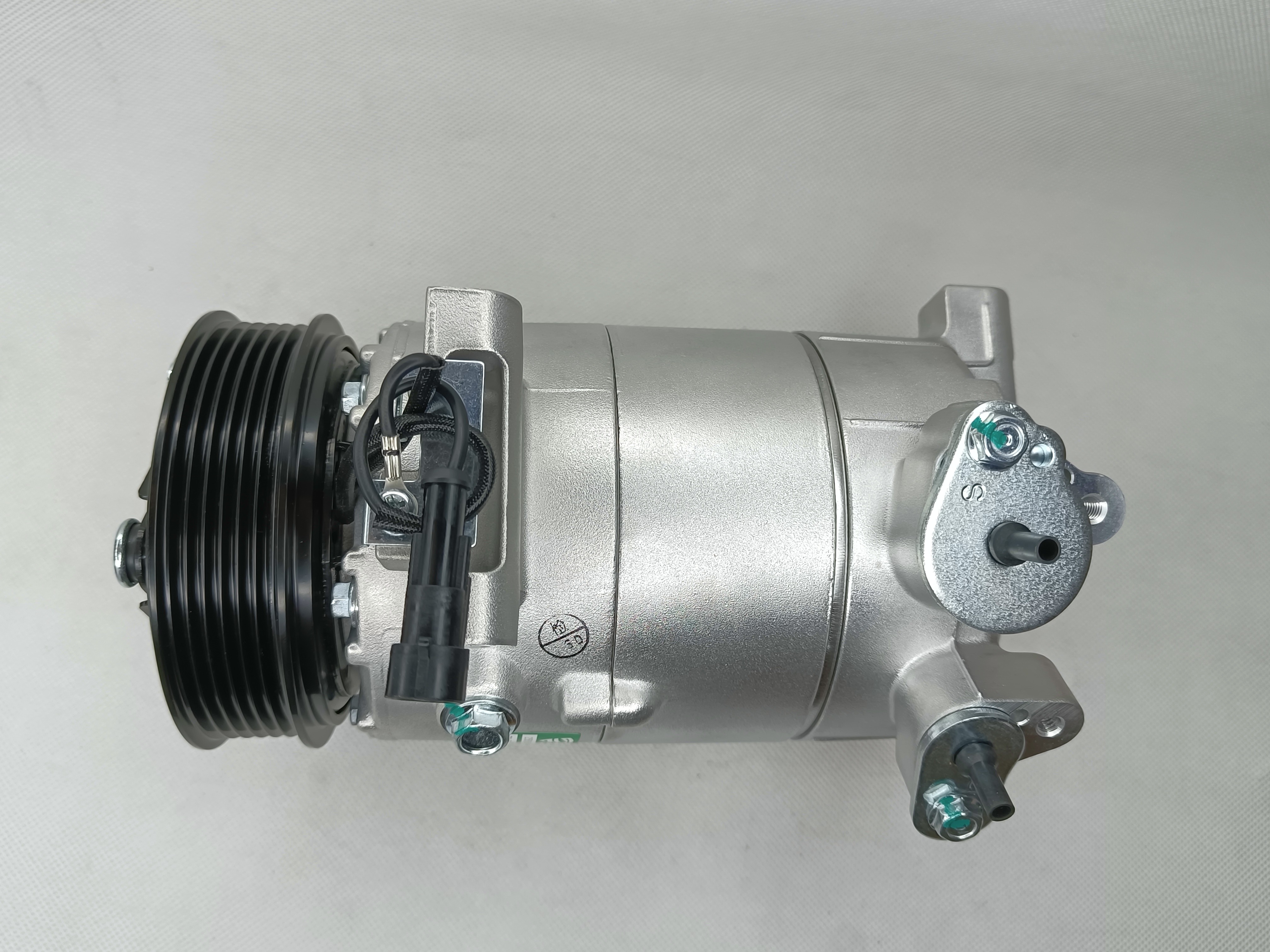 Auto AC Conditioning Compressor For German Volkswagen Tiguan CC 1KD820803K DS84001