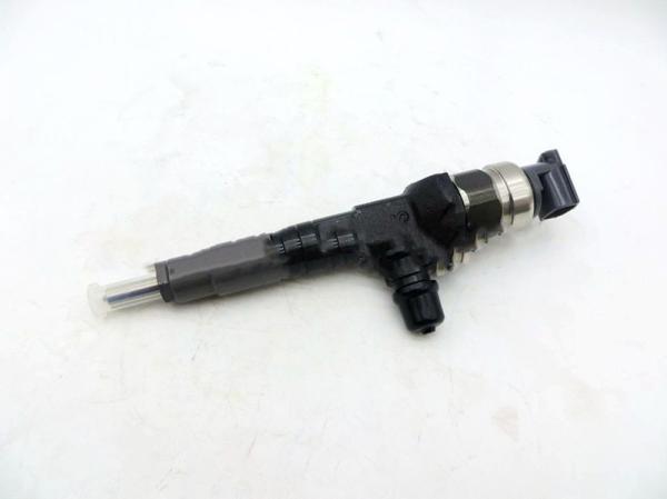 295050-1331 Diesel Truck Injectors / Auto Fuel Injection For KUBOTA V2607 1J705