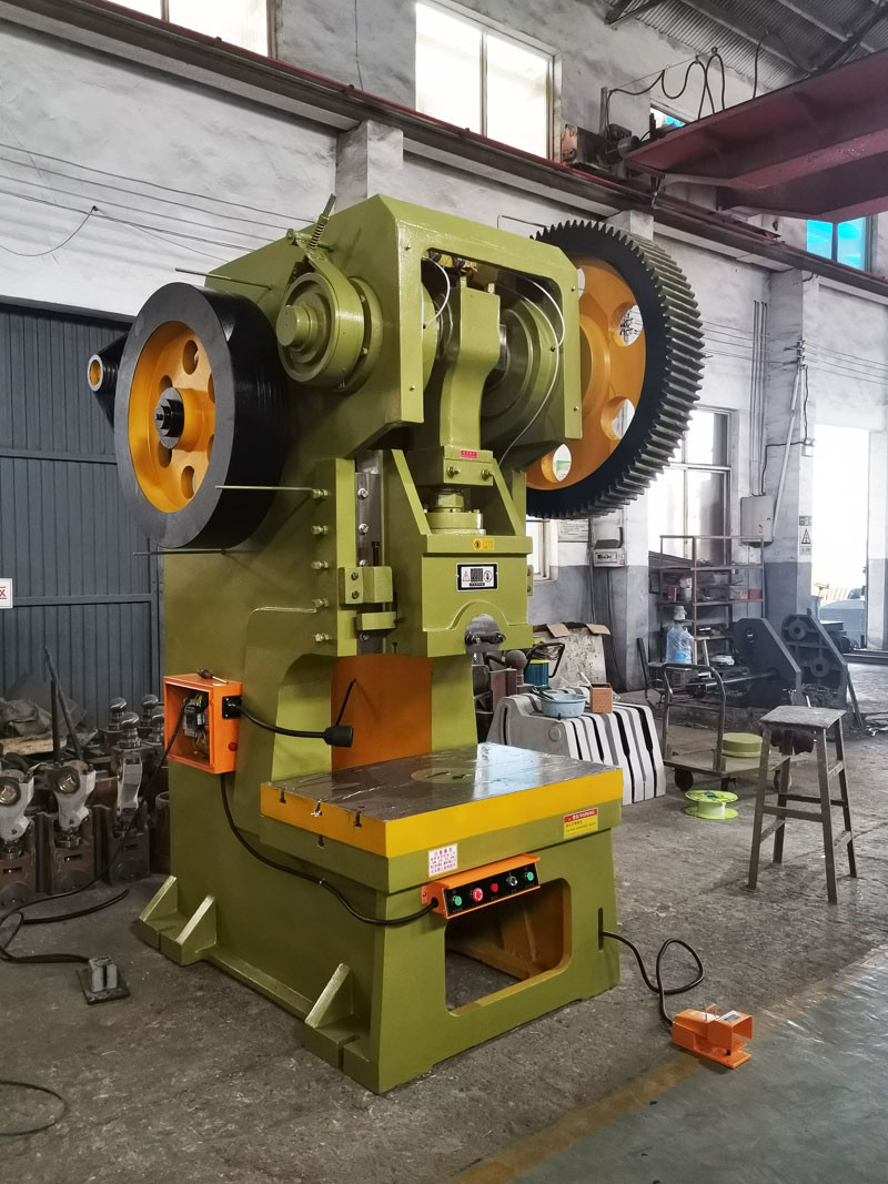 AOXUAN 11T Air Punching 150 Ton Press Machine 1000*1000MM