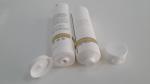 Hot Stamping White Round Plastic Tubes , Laminated Cosmetic Tube With Screw On