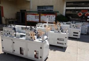 China High Precision Non Woven Mask Making Machine , 220V / 380V Make Mask Machine wholesale