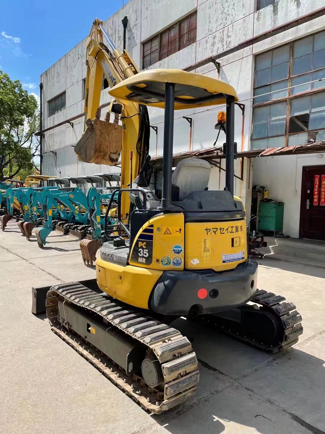 Original Hydraulic Valve Used Komatsu PC35 Mini Excavator with 0.11 Bucket Capacity