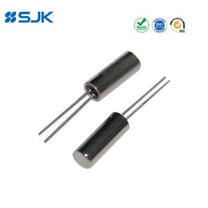 China 3 X 8mm Through Hole Crystal Resonator With 32.768KHz 12.5pF ±20ppm -20~+70℃ wholesale
