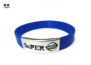 China Blue Custom Wrist Bracelets Embossed Silicone Wristbands For Running Sports wholesale