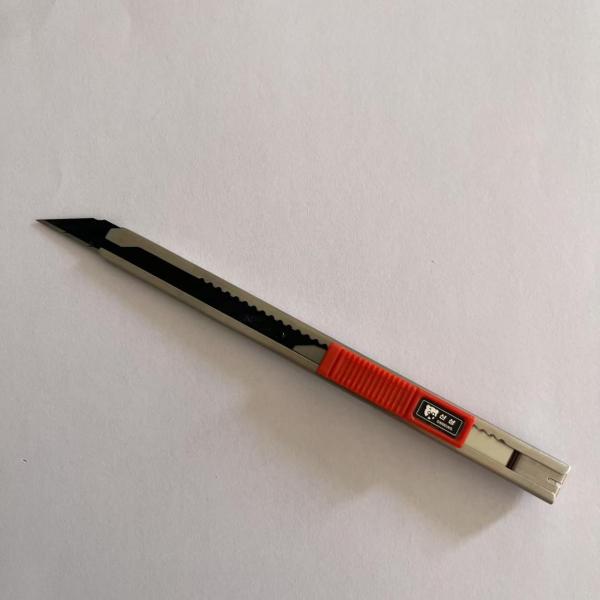 Versatile SK2 Small Cutter 9mm 30 Degree Blades For Opening Packages