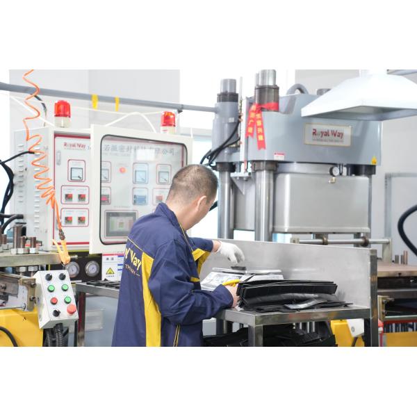 Oil Field Drilling Self Sealing Packer Element Suitable For High Expansion Performance