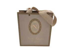 China elegant Customized print matte paper present bags hot stamp logo wholesale