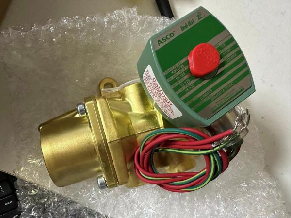 8344G074 110V Emerson ASCO Solenoid Valve 4 Way 1/2" NPT Single Solenoid Brass