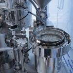 Automatic Syringe Sealing Filling Machine 220V Sterile For Ointment