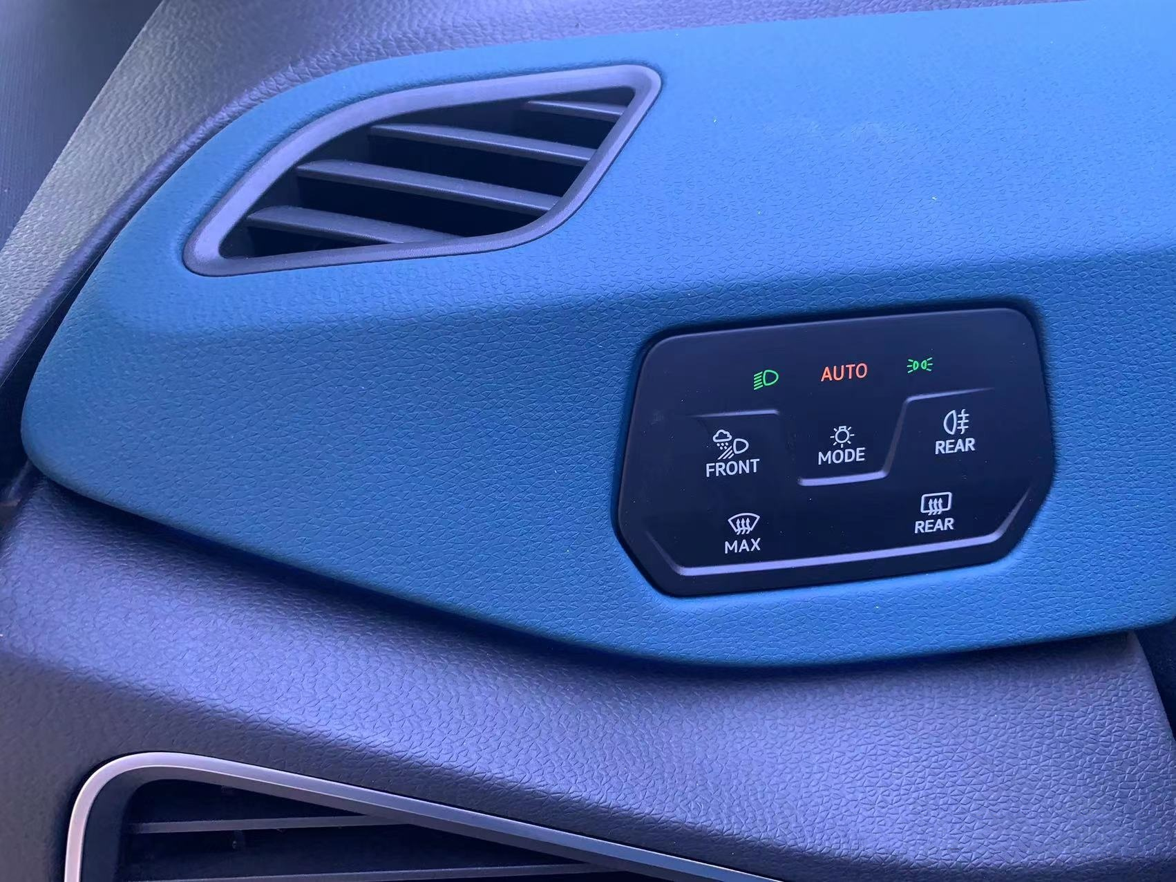 Volkswagen RWD Hatchback ID3 2024 Prime Electric Car 0km Used with 450km Pure Electric Range and 170 Horsepower Motor