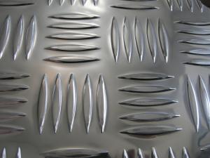 China Customized Anticorrosion 5 Bar Aluminum Tread Plate For Refrigerator wholesale