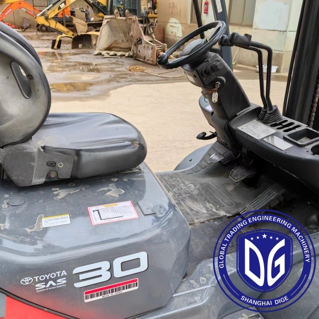 Origin Japan 3ton Used Toyota Forklift Toyota 3Ton Secondhand Toyota Forklift 3Ton