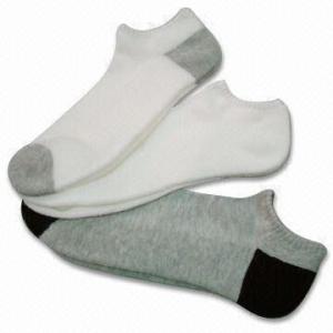 China Cotton custom logo, color, design men's Sports Socks wholesale