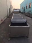 Industrial Flat Top Chain Conveyor Belt System Aluminium Roller Track