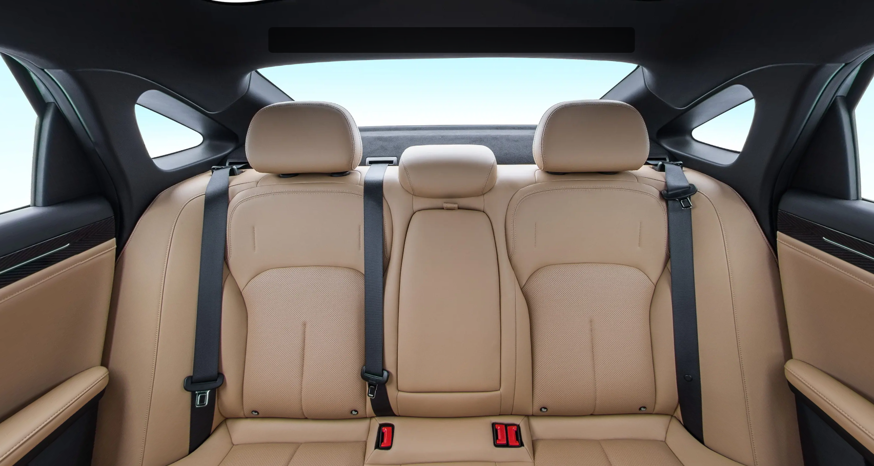 2023 Geely Galaxy L6 Hybrid 235kw Power 1370km Comprehensive Range 60km Electric Mode