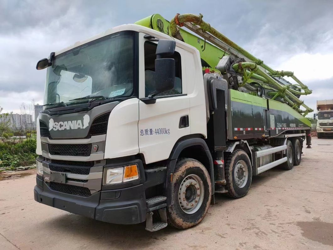 China Concrete Pump Truck Beton Pumps 63 Meters Long Pump