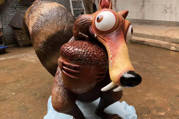 Life Size Simulation Animatronic Animals Squirrel Lovely With Sounds