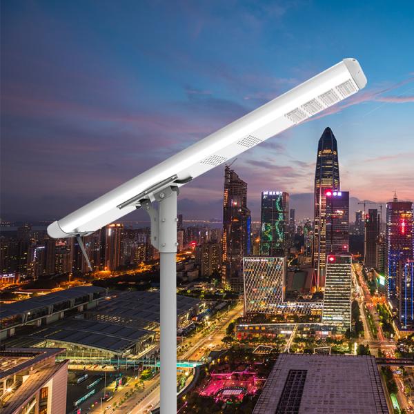 Cool White Solar Powered Led Street Lights 120W Auto Cleaning Smart Manager