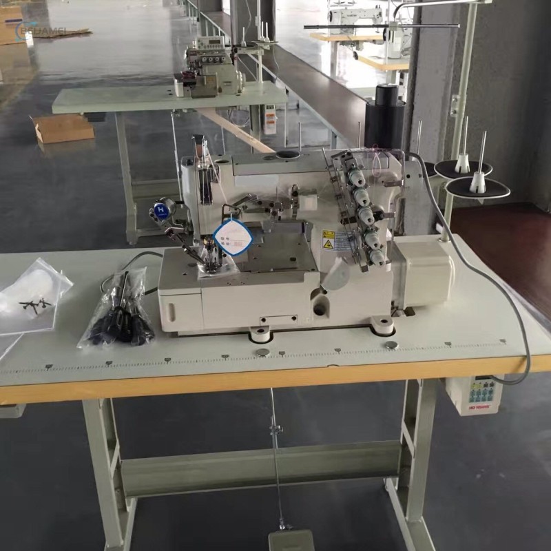 Special Triple Needle Interlock Stitch Flat-Bed Sewing Machine with Automatic Left Cutter and Tape Binding