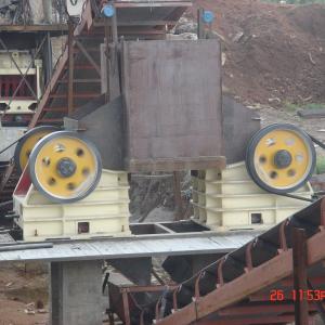 China 55kW Stone Secondary Jaw Crusher PEX 300x1300 Fine Crushing wholesale