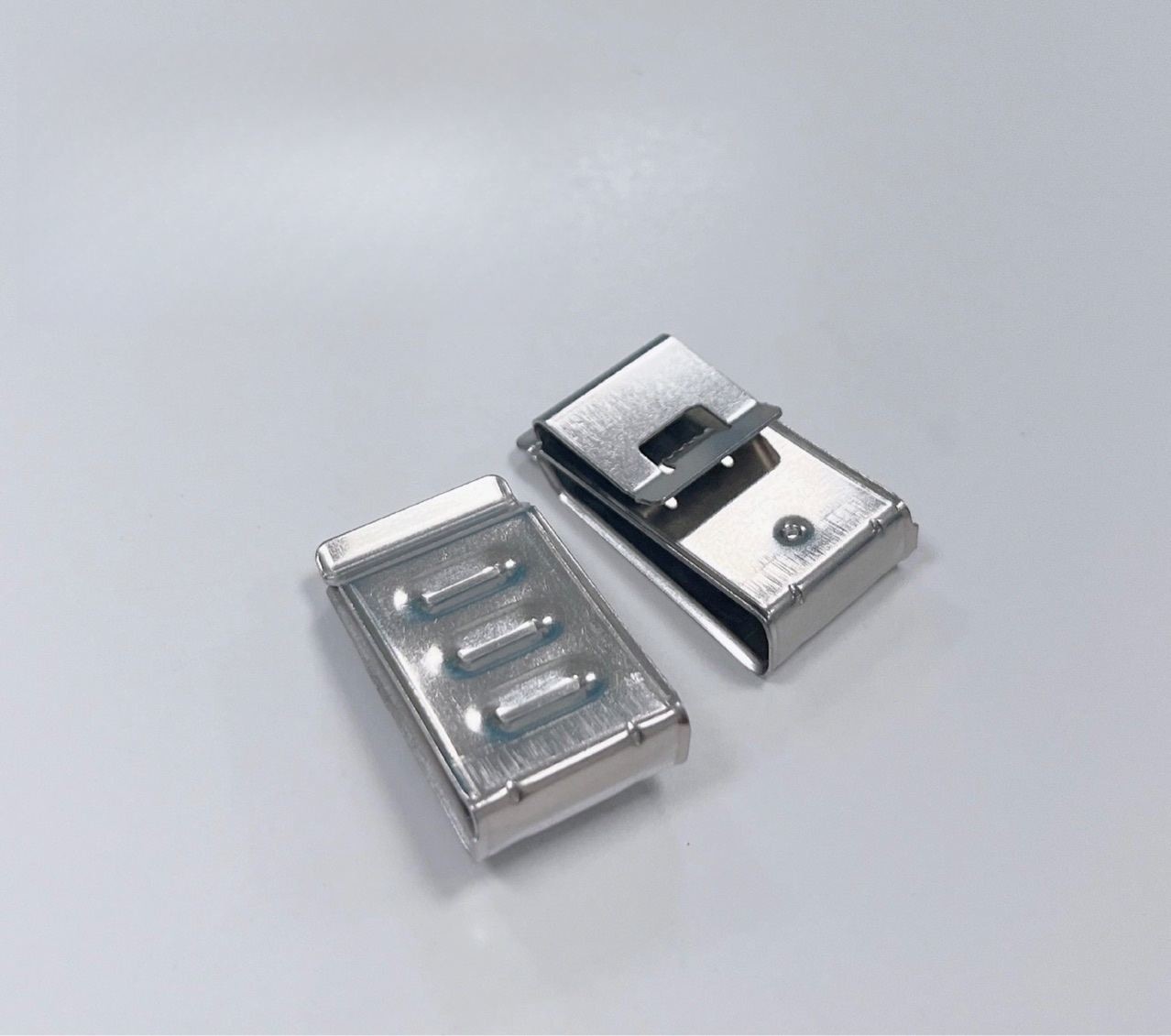 SS Photovoltaic Cable Clip Assembly Border Clip Clip Button 90 Degrees 4 Square 2 Wire