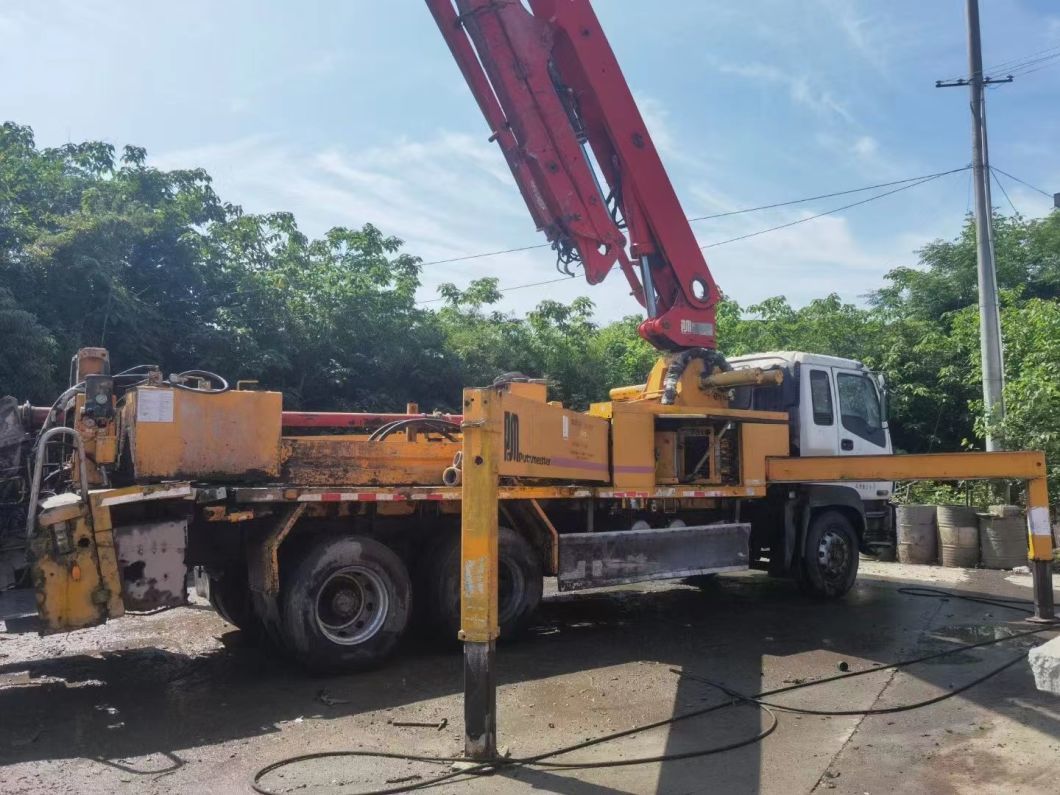 Second Hand Putzmeister 38 Meter Truck Mounted Concrete Pump for Ready Mix