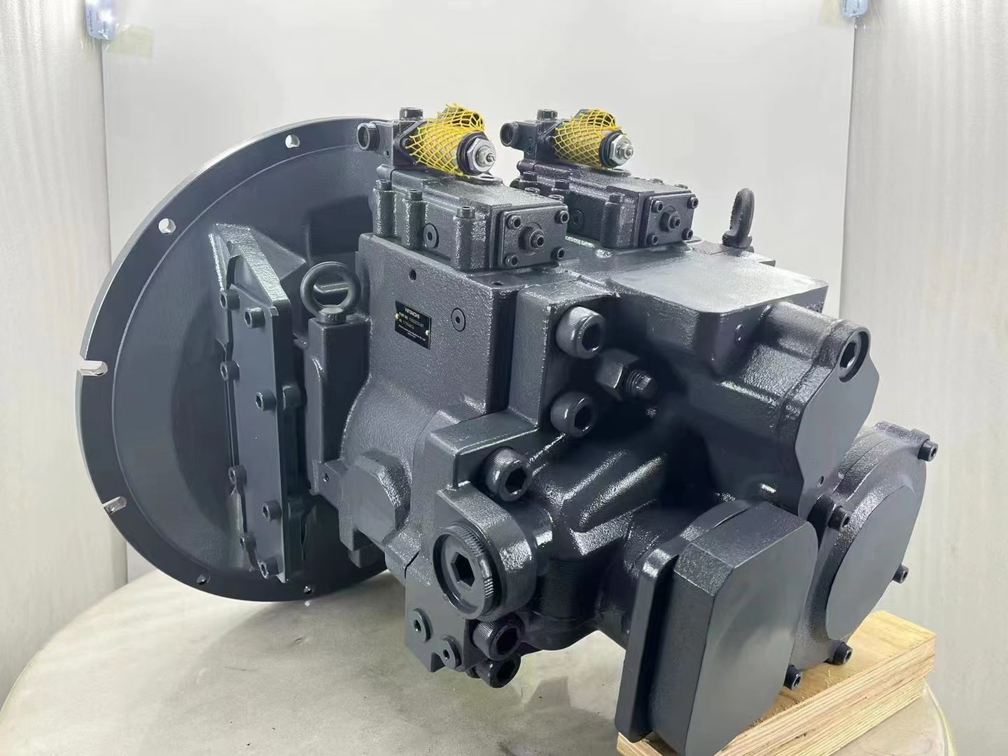 100% ZX490LC-5A Excavator Main Pump Assembly YA00035147 for Construction Works
