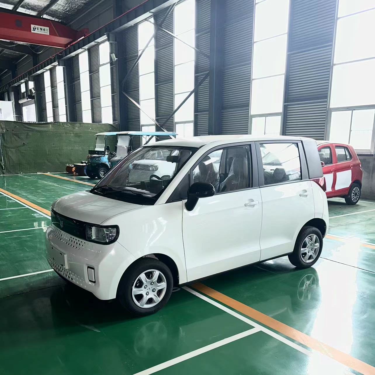 300km Long Range High Speed Blaval Mini EV Auto Electric Mini Car with Touch Screen and Maximum Torque Nm of 100-200Nm