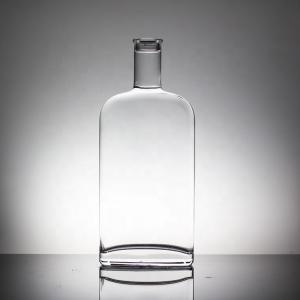 China 800ml 1000ml 3000ml Big Capacity Whisky Glass Bottle Round 500ml Square Glass Water Bottle wholesale