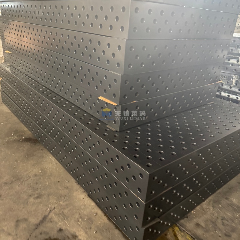 D28 Heavy Duty Welding Table with 100x100mm Hole Grid Spacing System