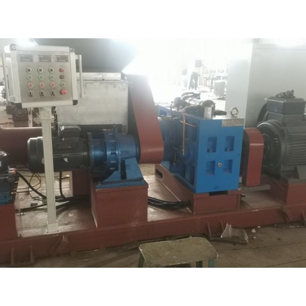 EPDM Silicone Rubber Seal Extruding Machine with New Type