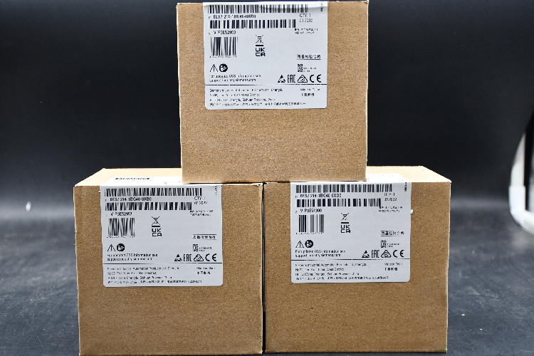 Siemens S7-1200 PLC CPU - 14 (Digital Input, 2 switch as Analogue Input) Inputs, 10 (Digital Output, Relay Output)
