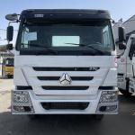 351-450hp Howo Sinotruk Tractor Truck 8L 6x4 10 Tires With Automatic Air