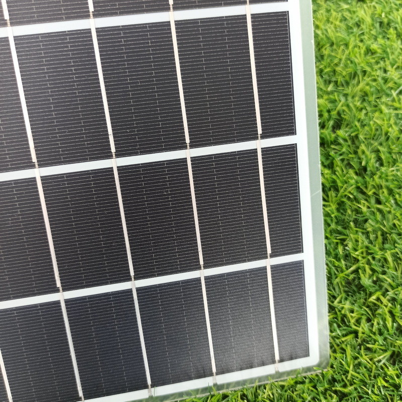 White PCB 9V 30W Mono Solar Panel PET Laminated Rainproof Durable