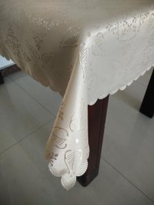 China BSCI audit passed-Hot selling products-100% Polyester Jacquard table cloth for Ercu color wholesale