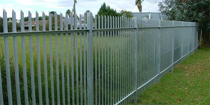 2.0m D / W Section Palisade Fencing , Palisade Fencing Pales Colorful Galvanized Steel