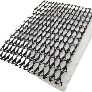 China Luxin Roof Waterproofing Nonwoven Geotextile Landfills Composite Drainage Net and Drainage Board on sale